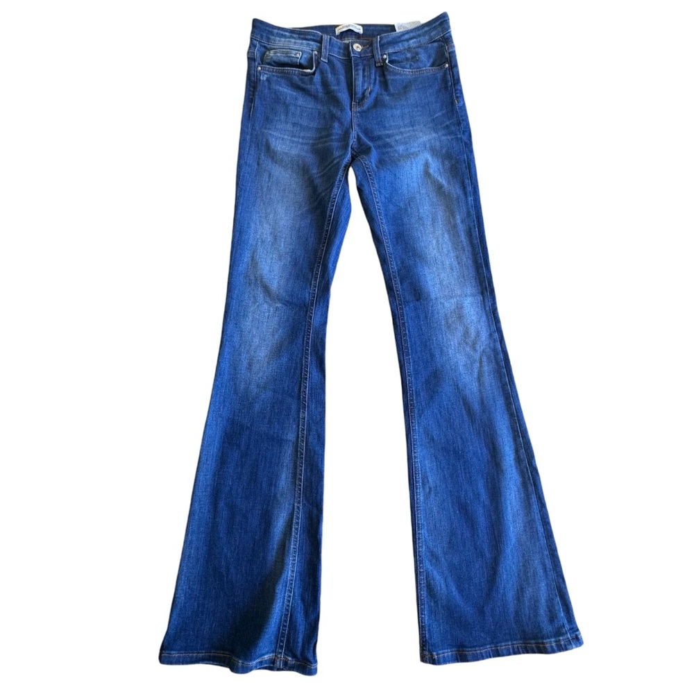 Zara Blue Flare Wide Leg Jeans with Vintage Appeal